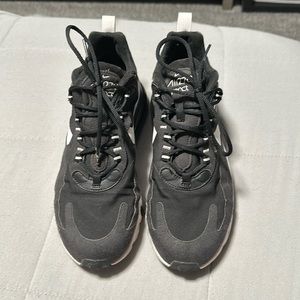 Nike Air 270 React Shoes